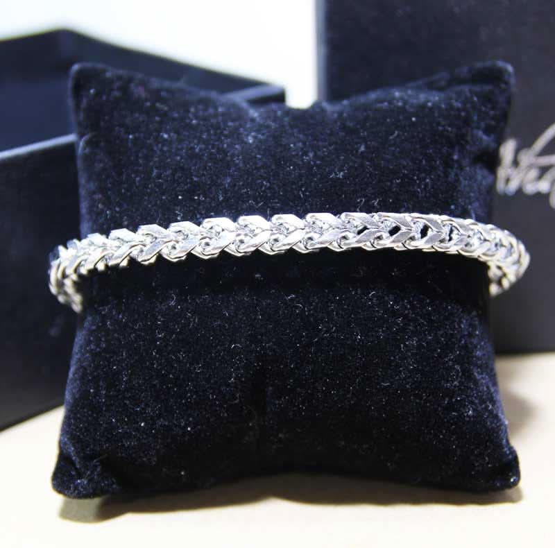 Men's bracelet, thick links, made of stainless steel, length 22 cm.