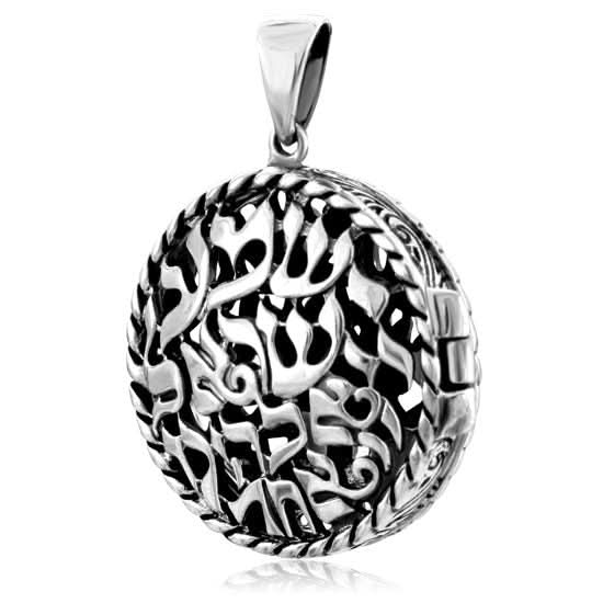 Locket Necklace (2.7 cm) made of 925 silver "Shema Israel, our God is one" opens on both sides