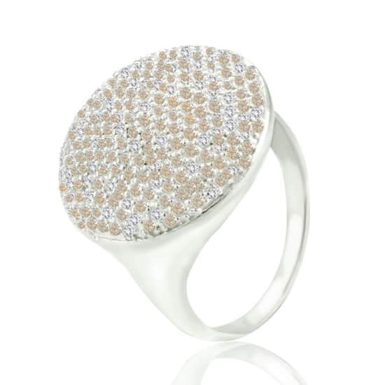 טבעת "כיפה" לאישה מכסף 925 משובצת מאות קריסטלים לבנים ושמפניה בהירה. עם ציפוי רודיום למניעת השחרה. איכות צורפות גבוהה במיוחד. מחיר מבצע אתר מתנות ישראל