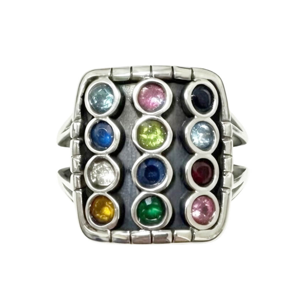 טבעת "חושן" מכסף 925 סטרלינג משובצת 12 קריסטלים