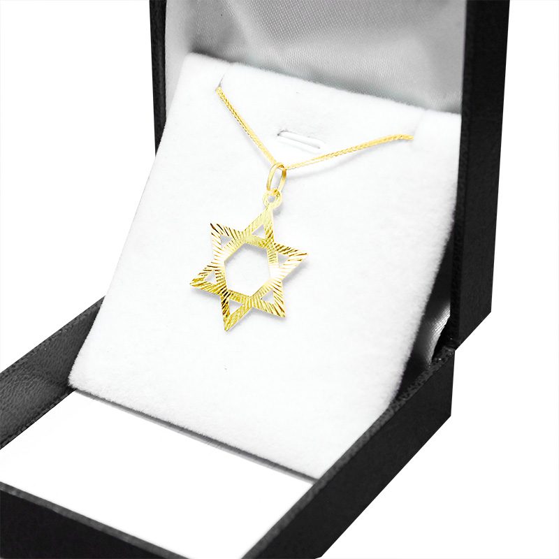 Large Star of David pendant (2.6 cm) in 14k yellow gold with laser decorations