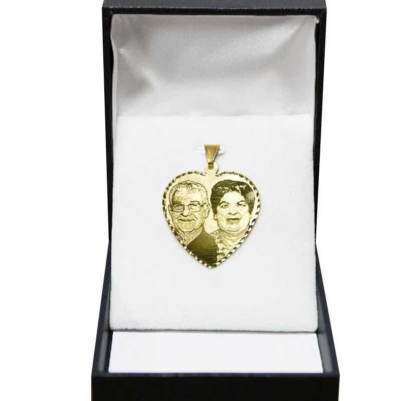 תליון לב "גדול" (3.5*3.1 ס"מ) מזהב צהוב 14 קראט עם חריטת תמונה איכותית