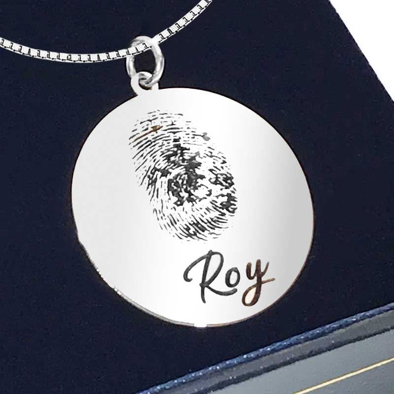 ืืจืืืช ืืืืขืช ืืฆืืข ืืืืืชืืช ืืืืืื ืขื ืืื ืชืืืื "ืขืืืื" ( 23 ื"ื \ ืืืืืข 10 ืืืืจืืช - ืชืืืื ืืก 15 ) ืืื ืื ื. ืชืืืื ืืจืฉืื ืืืกืฃ 925 ืืืืชื (ืืืจืืื ืืืืืฉื ืืืื). ืขื ืืจืืืช ืืืืืจ ืขืืืงื ( ืืืืืจ ืฉืืืจ).