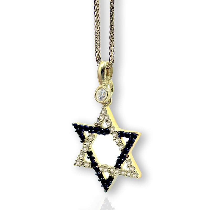 תליון "מגן דוד" (1.7 ס"מ) מזהב צהוב 14 קראט משובץ קריסטלים שחורים ולבנים