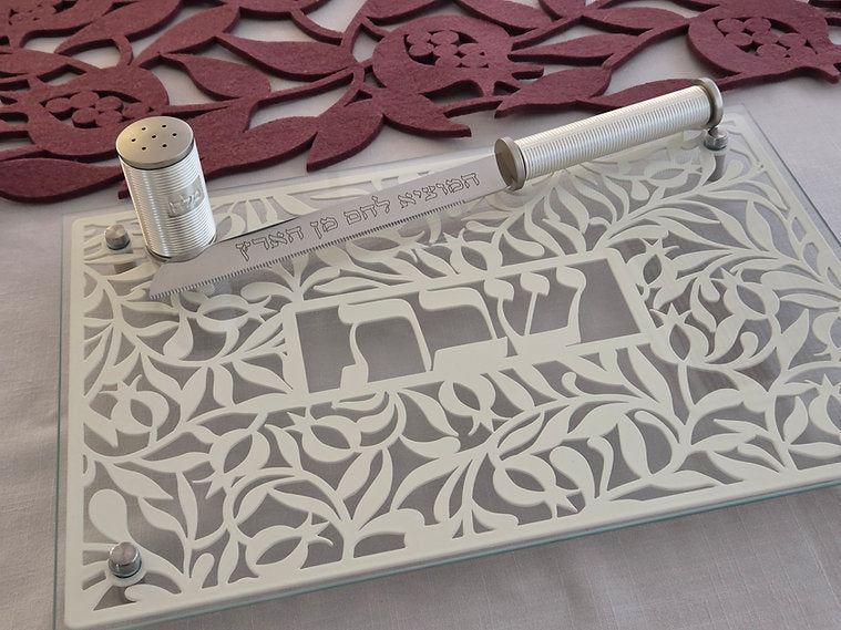 מגש חלה מזכוכית "שבת" (40*26.5 ס"מ) - ע"י האמנית דורית קליין