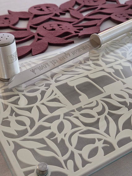 מגש חלה מזכוכית "שבת" (40*26.5 ס"מ) - ע"י האמנית דורית קליין