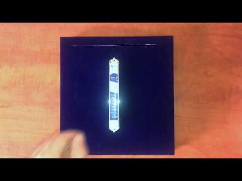 בית מזוזה (קלף 10 ס"מ) מהודר "ברכות" ממתכת עם ציפוי כסף עם ציפוי אפוקסי ו-7 ברכות