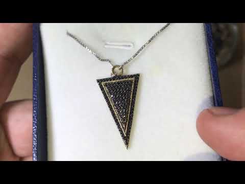 שרשרת חץ מכסף 925 (2.7*1.7 ס"מ) משובץ עם קריסטלים שחורים וציפוי זהב 14K