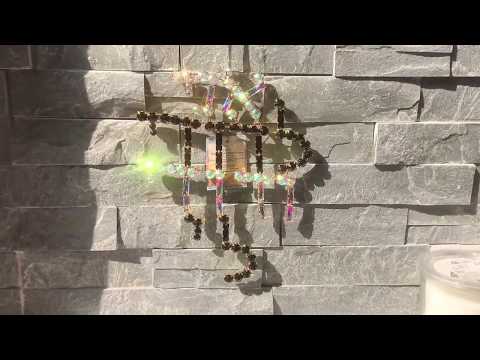 תליון לקיר "אני לדודי ודודי לי" (19*14.5 סמ) אותיות מרחפות בשיבוץ קריסטלים עם ציפוי זהב