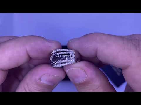 טבעת רחבה (12.75 מ"מ) מכסף 925 סטרלינג לאישה משובצת קריסטלים לבנים ושחורים