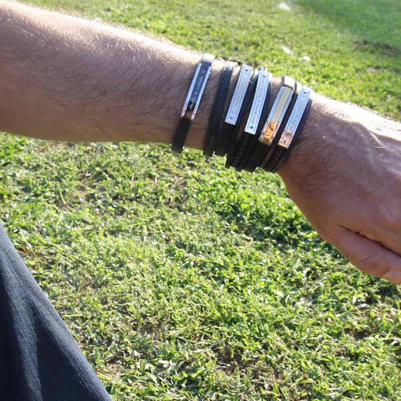 צמידי סטיל לגבר – הסגנון הגברי שכובש את העולם