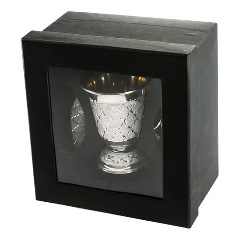 קופסא לגביע קידוש מהודר ( 10 ס״מ ) ציפוי כסף 925 עם עיטורים מהממים ויוקרתיים. רגל קצרה ותחתית. מחיר מבצע מיוחד מתנות ישראל