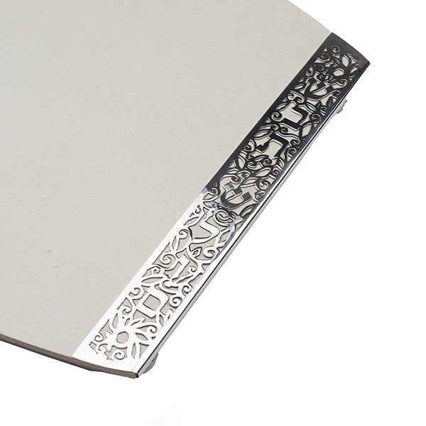 קרש חלה מגזרת "שבת שלום" (2*28*37 ס"מ) פורצלן לבן, האמן יאיר עמנואל