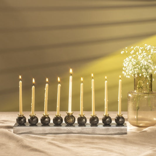 חנוכייה "רימונים נחושת" (7*5.5*37 ס"מ) ממתכת, האמן יאיר עמנואל