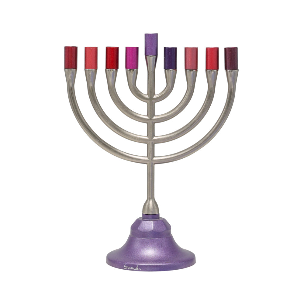 חנוכייה קלאסית מפיוטר ואלומיניום – בורדו - פיוטר, אלומיניום - יאיר עמנואל