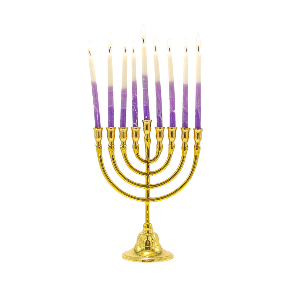 חנוכייה קלאסית מנחושת בגוון זהב - תמונה 5 - יאיר עמנואל