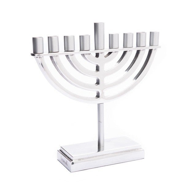 חנוכייה קלאסית קטנה מאלומיניום בגוון כסף טבעי - מבט נוסף 2 - יאיר עמנואל