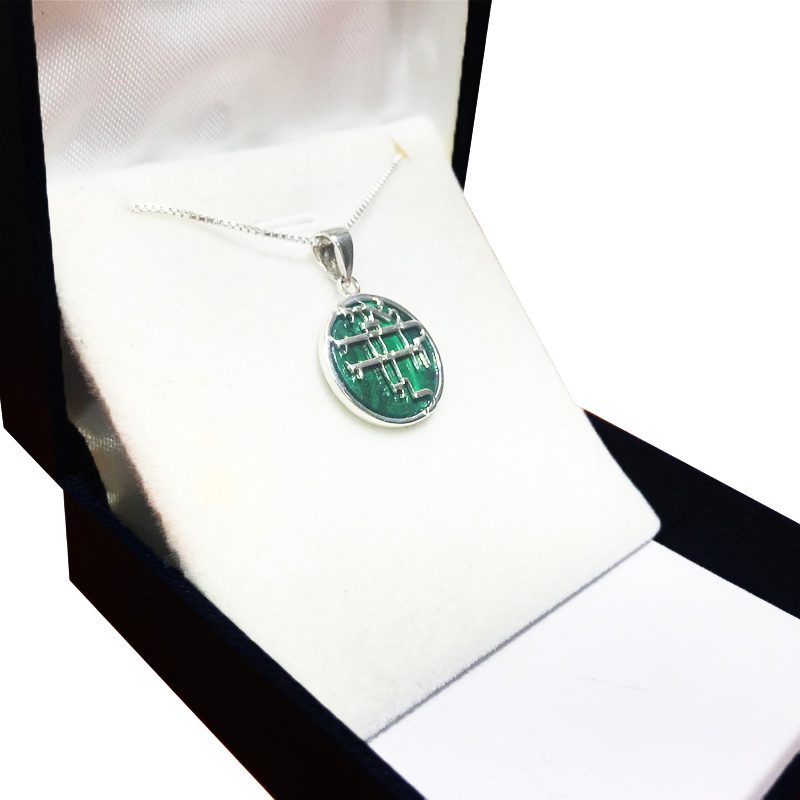 "I am for my uncle and my uncle is for me" necklace made of 925 silver (1.8 cm) with malachite stone