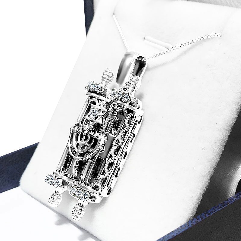 Large "Mezuzah Torah Scroll" necklace (4.5*2.2 cm) opens in 925 silver with white crystals