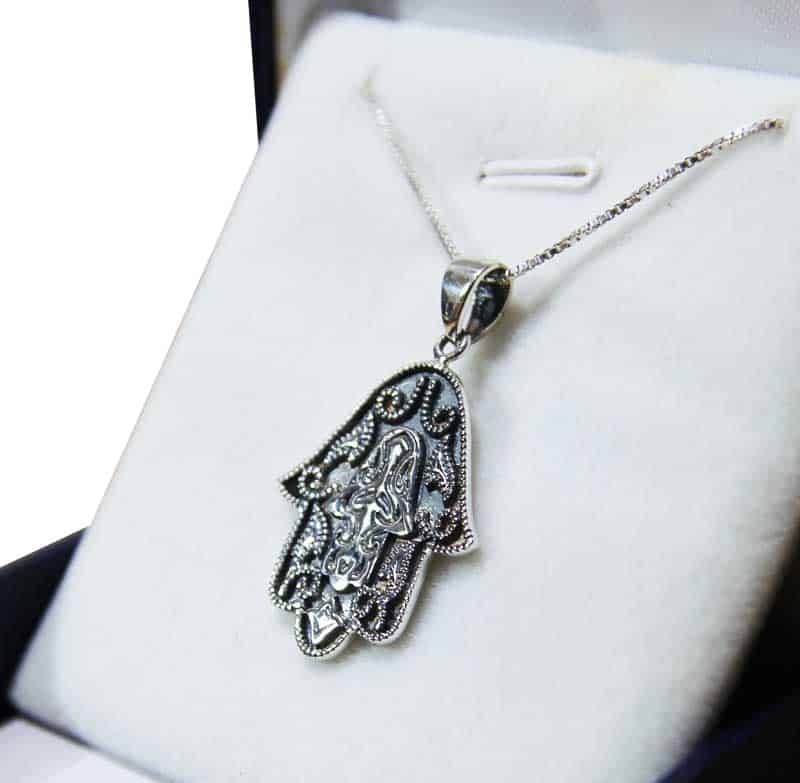 925 silver hamsa necklace (2.7*2.1 cm) with decorations