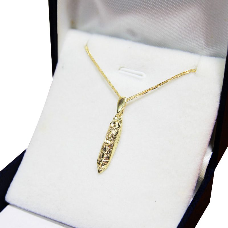 Mezuzah pendant (2.1*0.5 cm) in 14k yellow gold for a man or woman