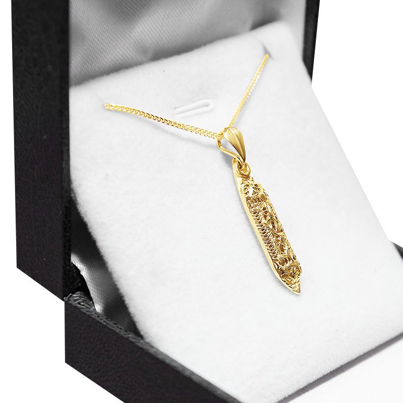 Mezuzah pendant "Shin" (2.8*0.6 cm) in 14k yellow gold with decorations