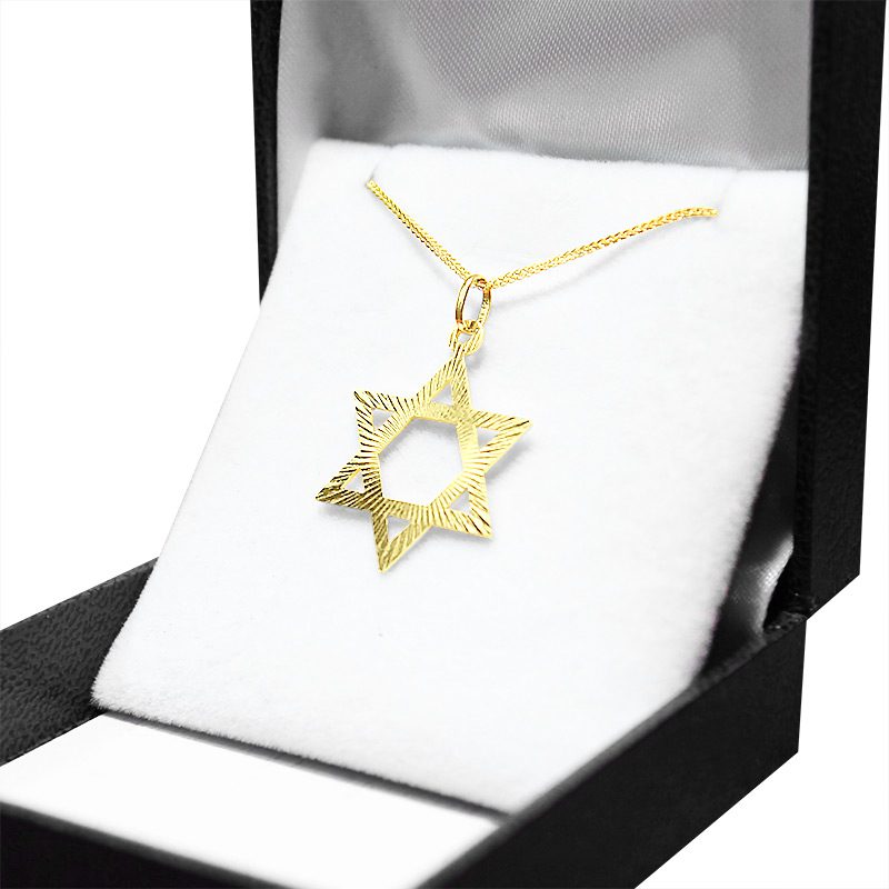 Large Star of David pendant (2.6 cm) in 14k yellow gold with laser decorations