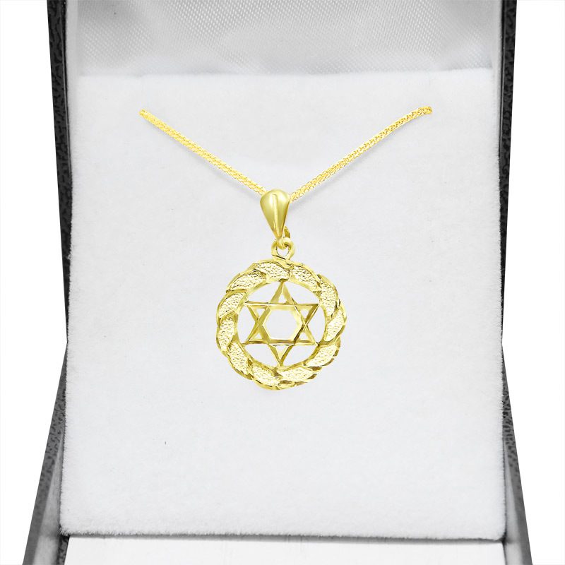 Star of David pendant (1.9 cm) in 14k yellow gold