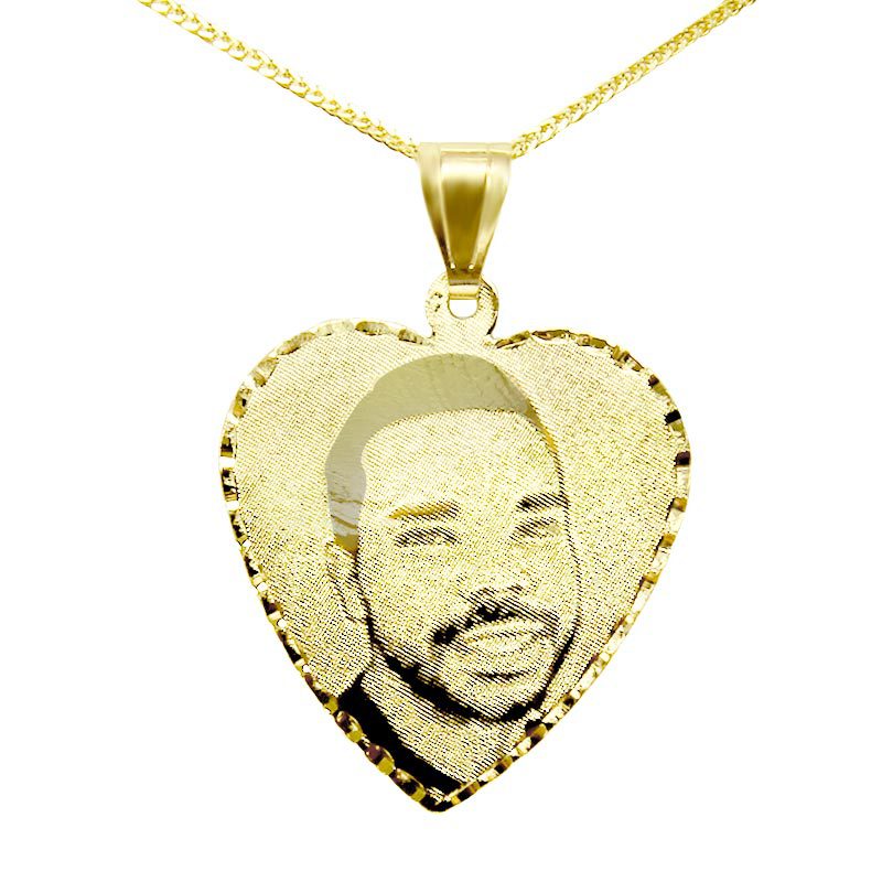 Medium heart pendant (2.5*2.6 cm) in 14k yellow gold with high-quality photo engraving