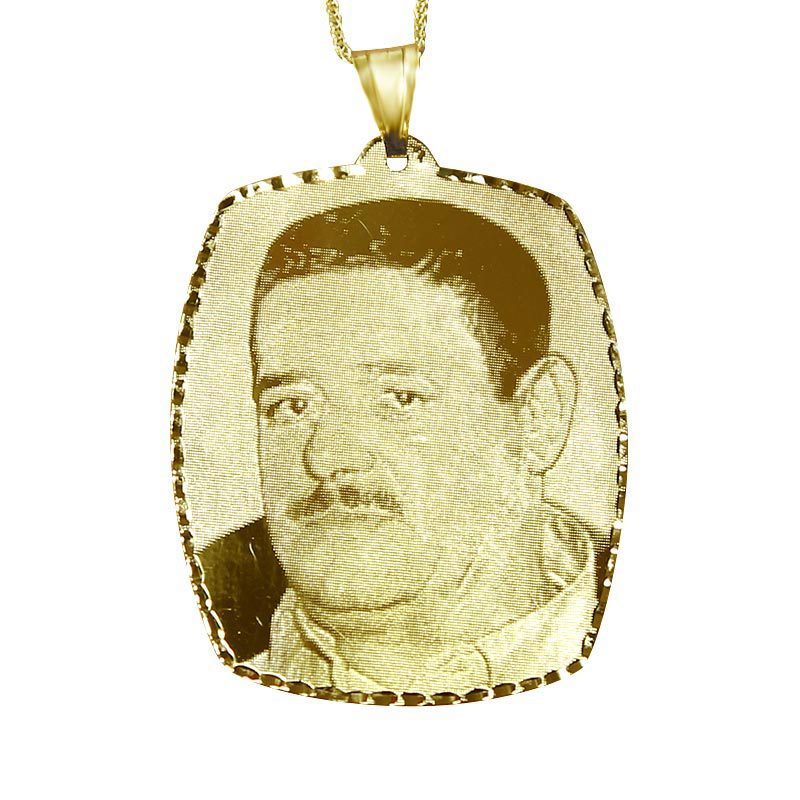 "Huge" rectangular pendant (3.3*4.1 cm) in 14k yellow gold with high-quality photo engraving