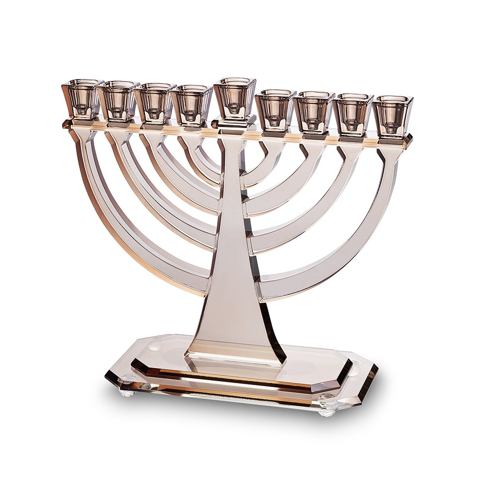 חנוכייה מקריסטל בגוון רוז גולד בקשתות קלאסיות – חנוכיית קריסטל בגוון רוז גולד בקשתות קלאסיות, עיצוב ארט יודאיקה